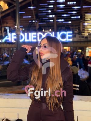 Rym - Escort in Carouge

