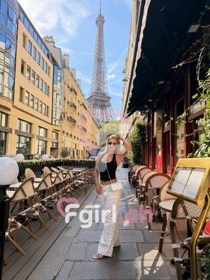 Sabrina - Escort en Eaux-vives
