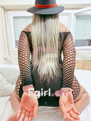 Sabrina - Escort à Plainpalais
