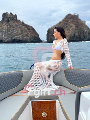 Sabrina - Escort à Genève
