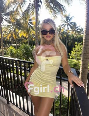Sabrina - Escort in Neuenburg
