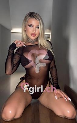 Sabrina - Escort in Neuenburg

