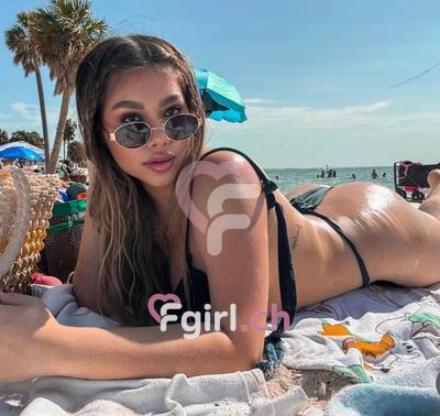 Sabrina - Escort in Montreux
