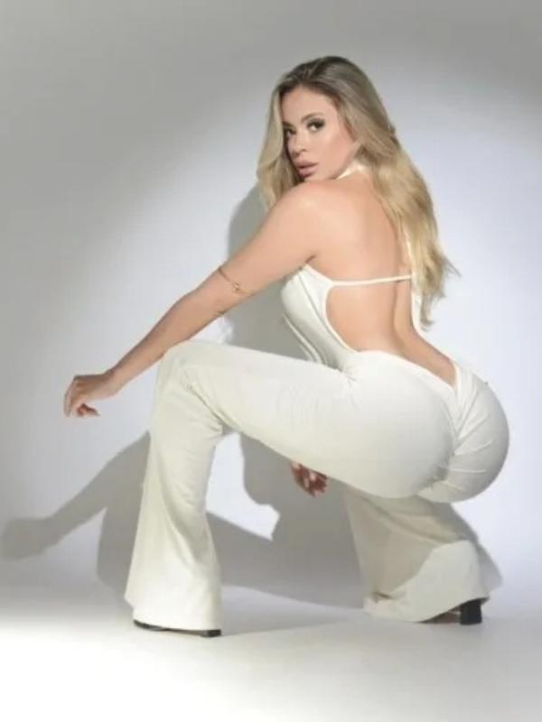 Salma - Escort in Plainpalais
