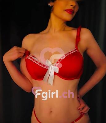 Salyna - Escort in Lausanne
