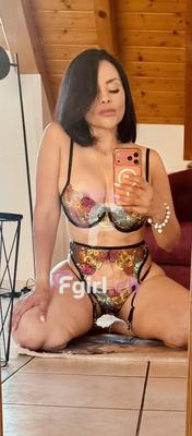 Samanta Johns - Escort en Sion