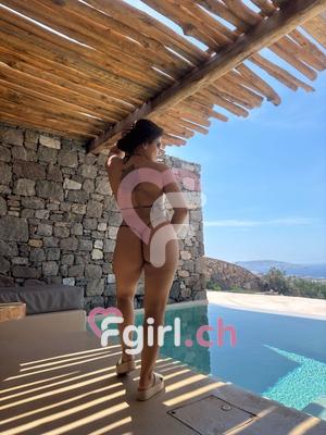 Samantha - Escort à Fribourg

