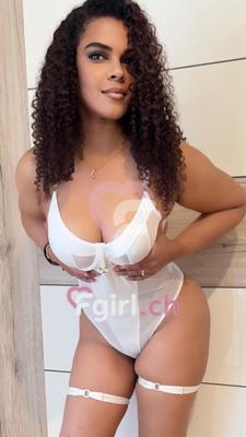 Sara - Escort in Lausanne
