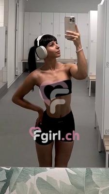 Sara - Escort in Lausanne
