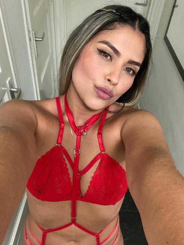 Sara - Escort in Lausanne
