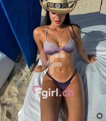 Sara - Escort in Bulle
