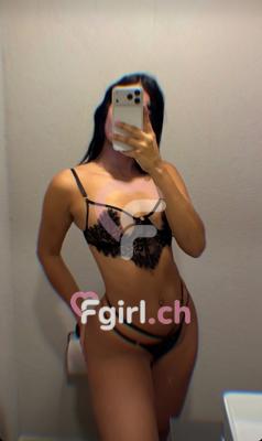 Sara - Escort in Renens
