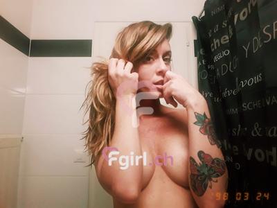 Sara - Escort in Genf
