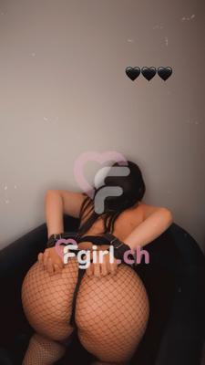 Sara - Escort in Fribourg
