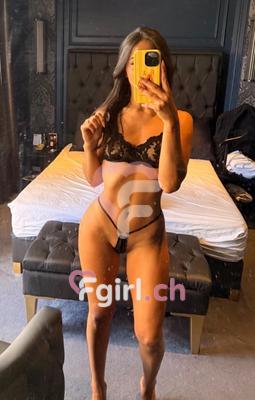 Sara - Escort en Genève

