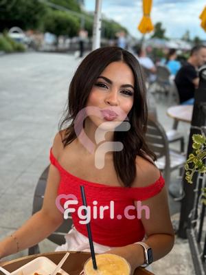 Sara - Escort en Genève
