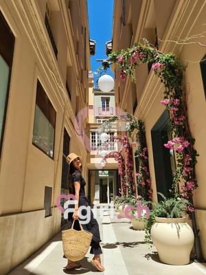 Sara - Escort à Genève
