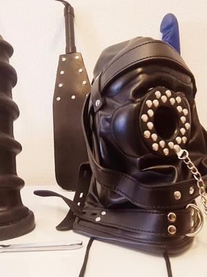 Sara - BDSM-Domina in Lausanne
