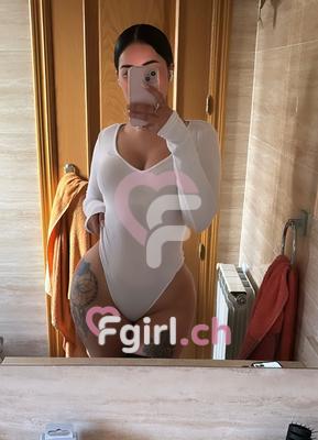 Sara - Escort in Neuenburg
