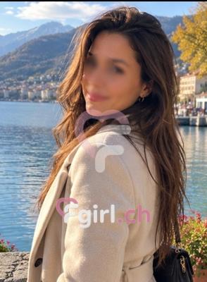 Sara - Erotische Masseurin in Genf
