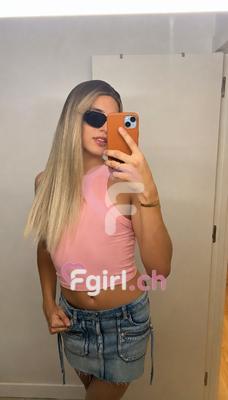 Tv Sara - Transsexuel à Montreux
