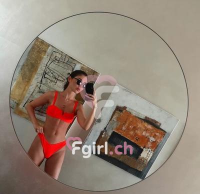 Sarah - Escort à Nyon
