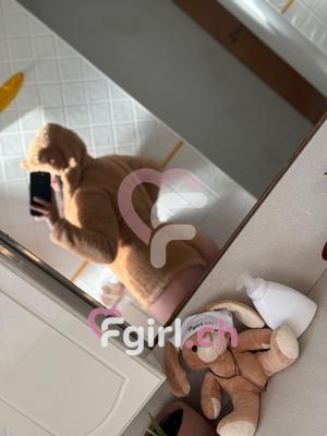 Sasha - Escort à Fribourg
