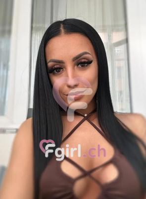 Selena - Escort à Neuchâtel