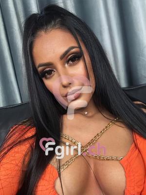 Selena - Escort à Neuchâtel