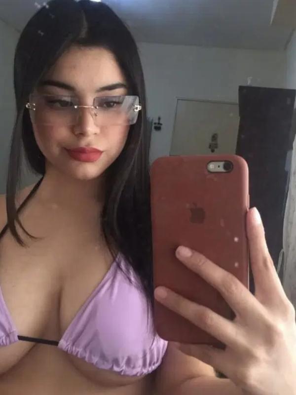 Selinne - Escort in Renens

