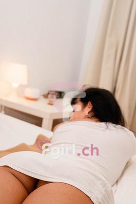 Eloa - Massaggiatrice erotica a Vevey
