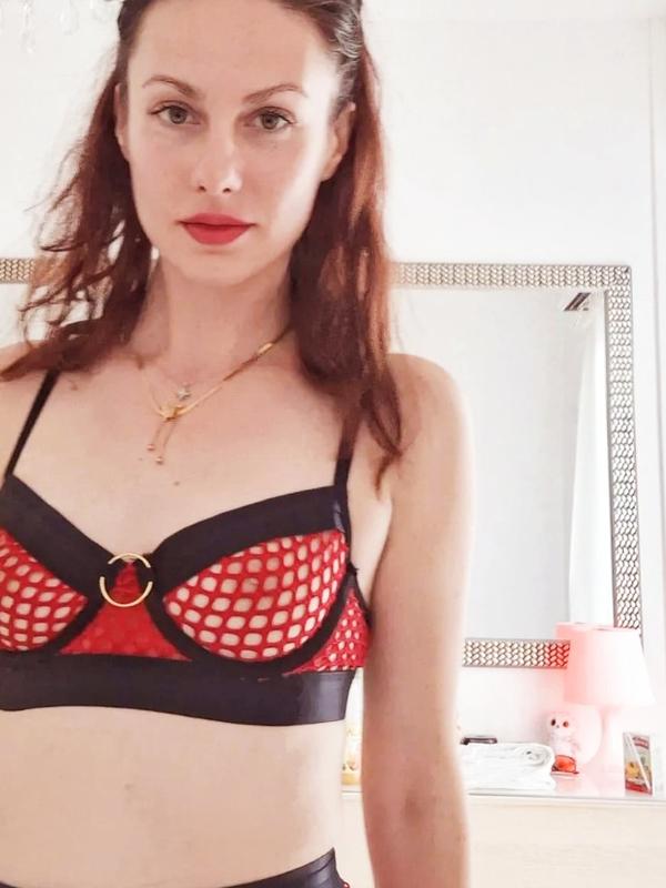 Serena - Escort in Monthey
