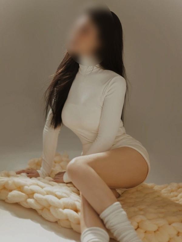 Shan Shan - Escort in Lausanne
