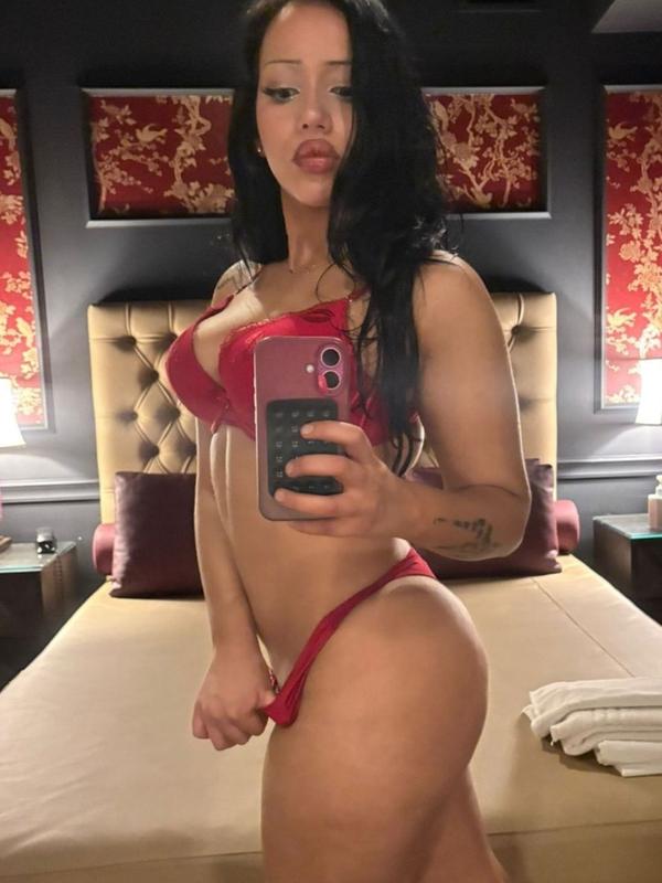 Shanna - Escort in Geneva
