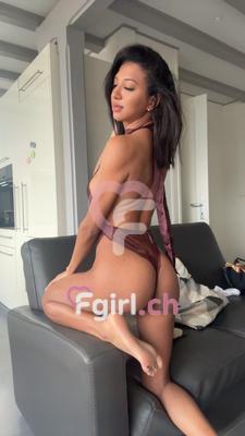 Sharon - Escort in Lausanne
