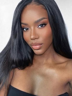 Sharon - Escort in Lausanne

