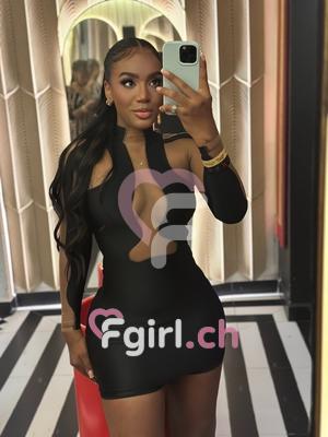 Sharon - Escort en Lausanne