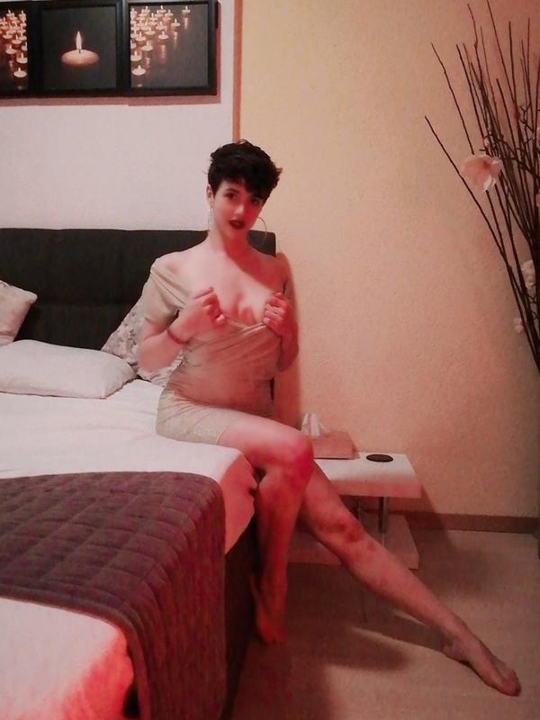 Sharon - Escort à Lausanne
