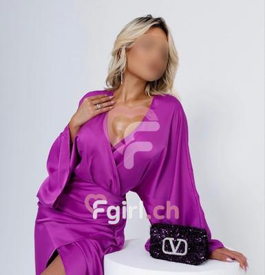 Sharon - Escort in Neuenburg
