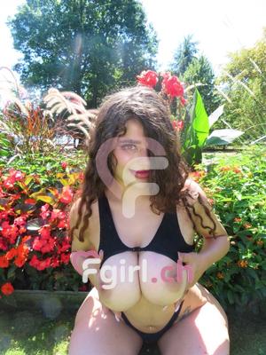 Shera - Escort in Geneva
