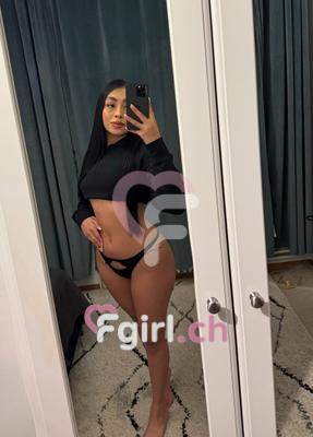 Victoria - Escort en Montreux
