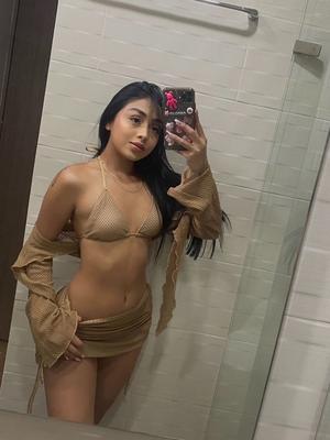 Victoria - Escort in Neuchâtel
