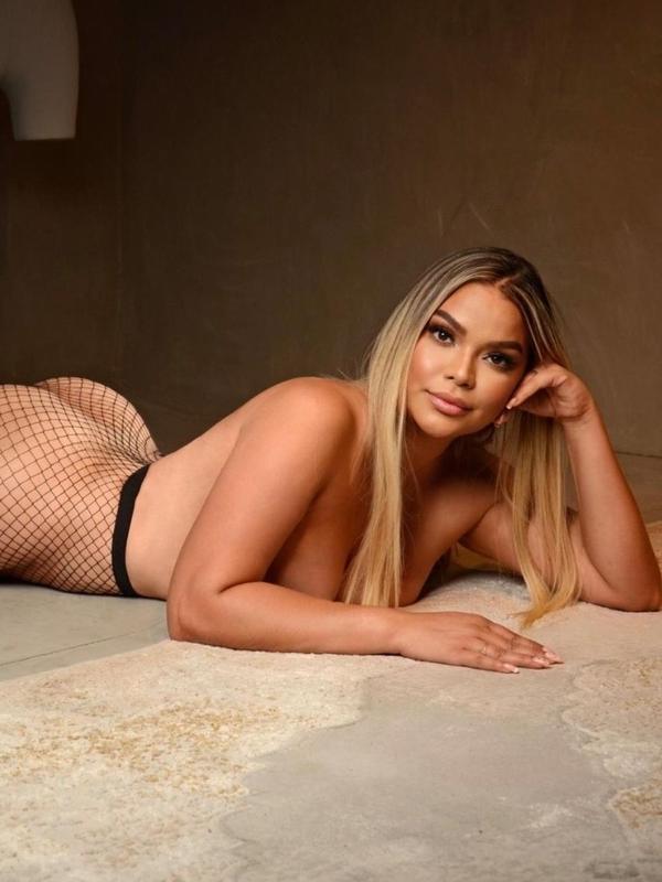 Silvana - Escort in Prilly
