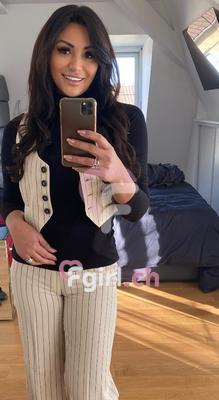Silvia - Escort à Genève