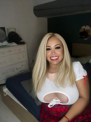 Siny - Escort in Payerne
