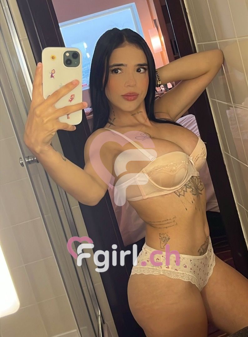 Sofi - Escort a Prilly | Lesperto di pompini