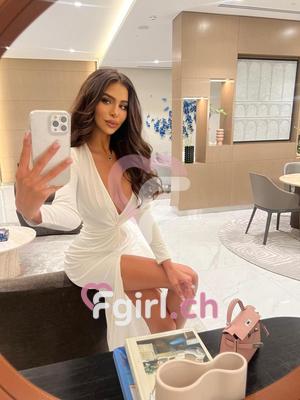 Sofia - Escort à Genève