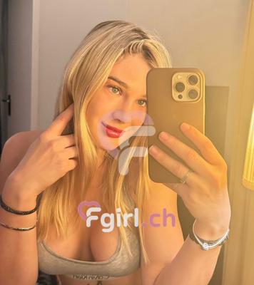 Sofia - Escort in Geneva