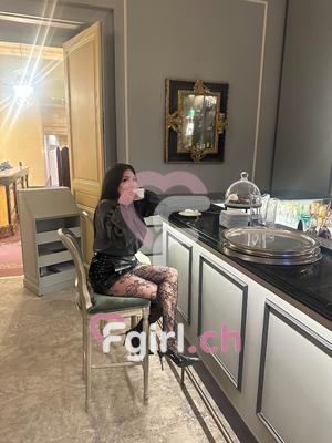 Sofía Cataley - Massaggiatrice erotica a Genève
