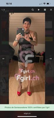 Soniacavalone - Dominatrice BDSM à Fribourg